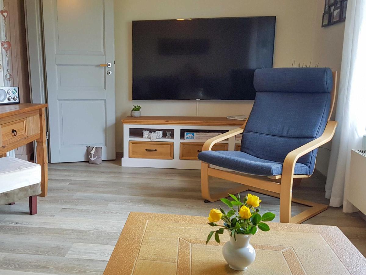 Ferienwohnung Im Roten Haus Stahlbrode Eksteriør billede